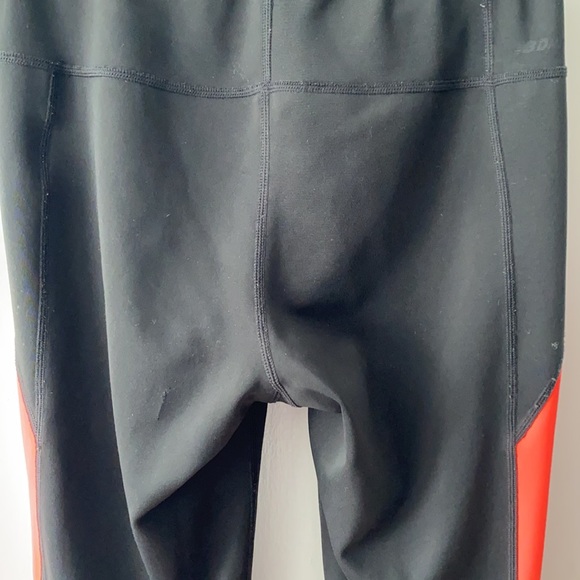 New Balance Leggings Size Small - Picture 6 of 6